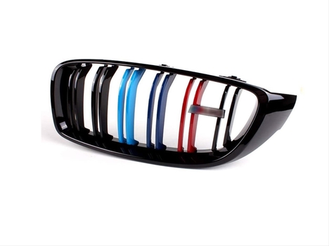 BMW 4 SERISI F32 2013-2019 IÇIN UYUMLUM4 GÖRÜNÜM BOBREK (CIFT CIZGI PANJUR) M RENK